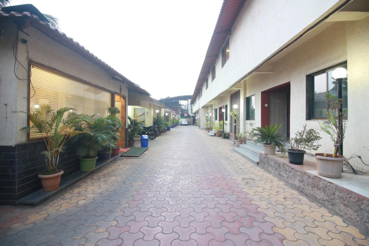 Hotel Nest Inn Residency Bhiwandi Exterior photo