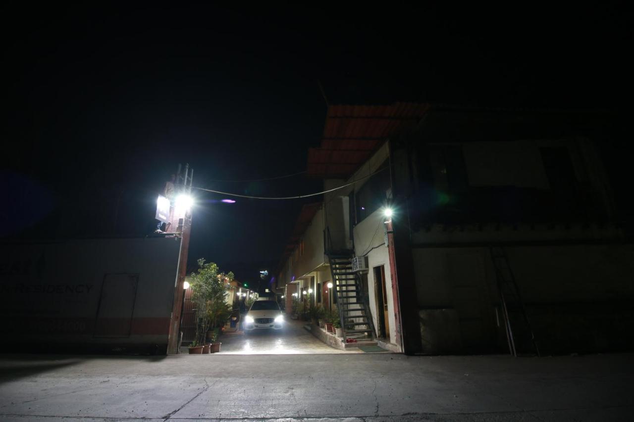 Hotel Nest Inn Residency Bhiwandi Exterior photo